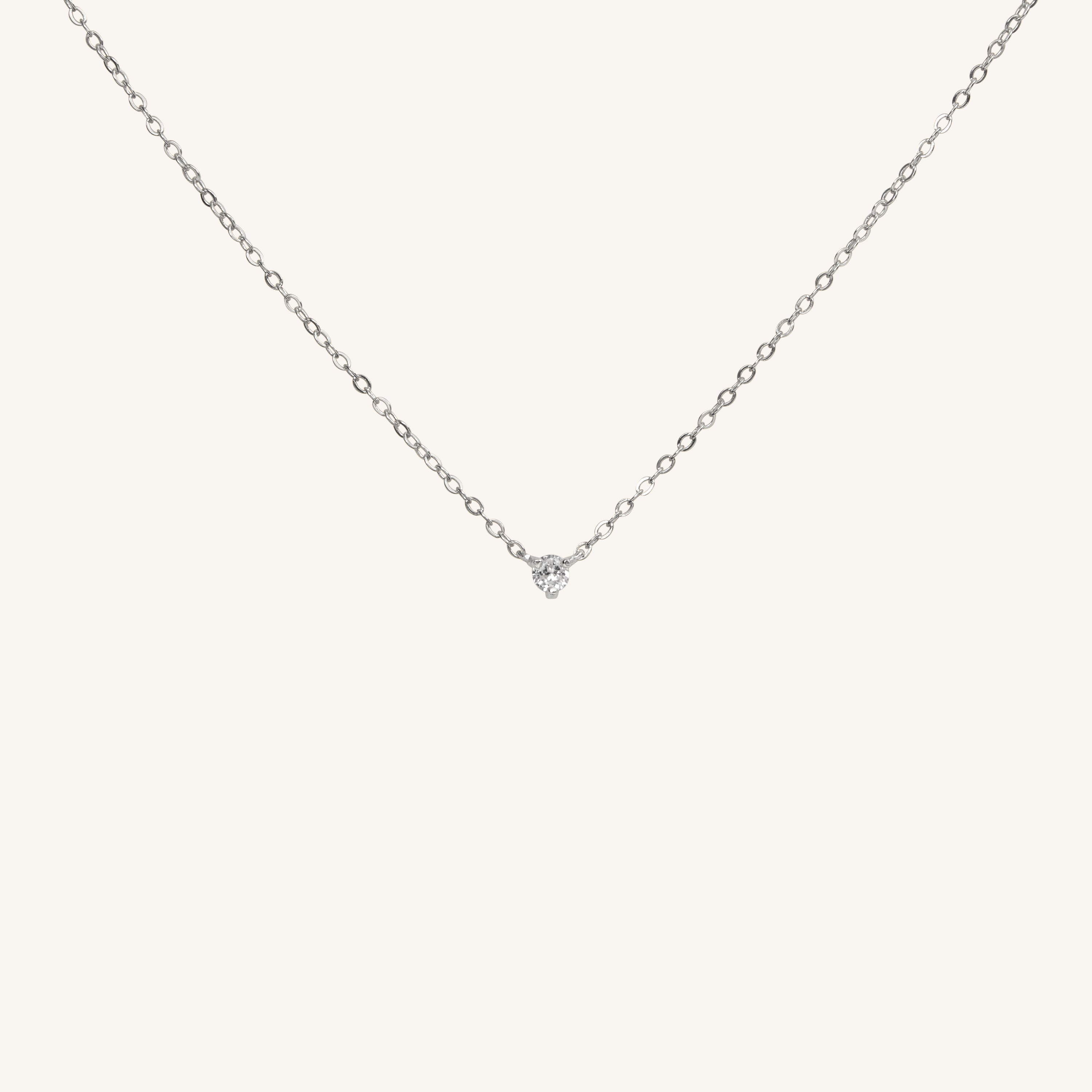 GODDESS SOLITAIRE NECKLACE - SILVER