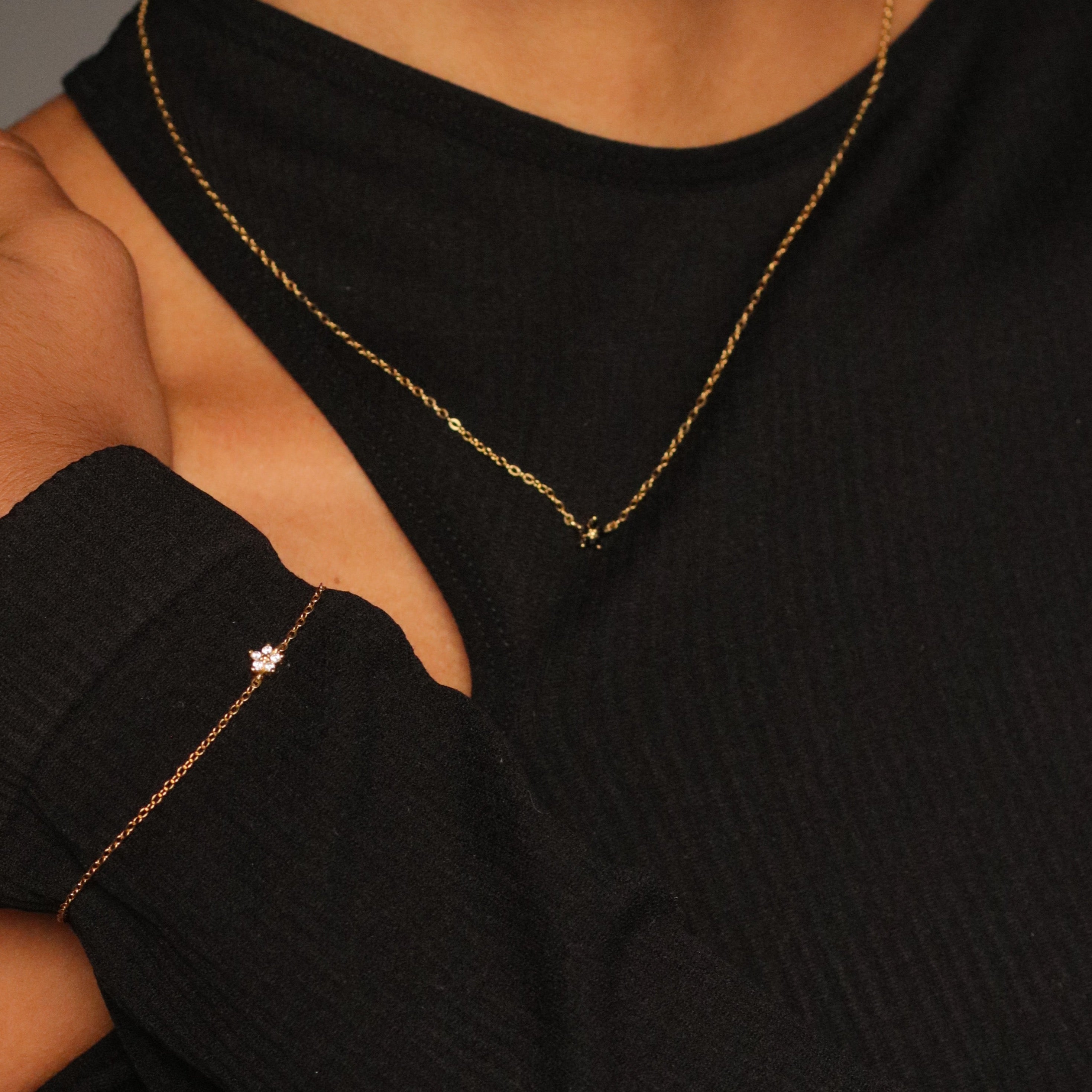 PETITE LOTUS CRYSTAL BRACELET - GOLD