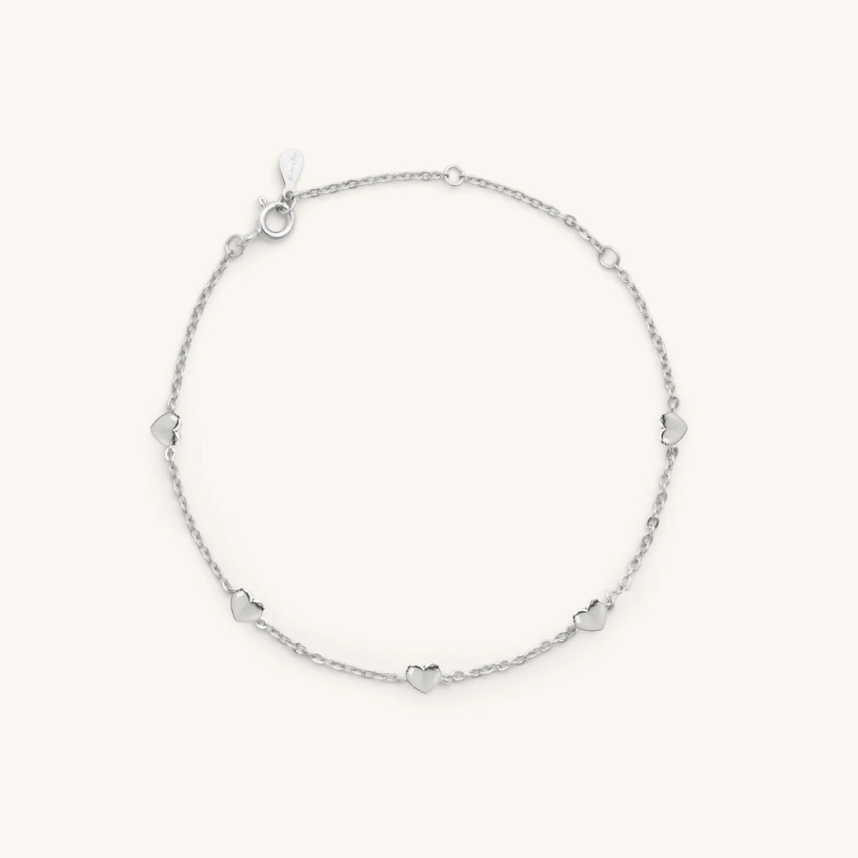 MINI HEART LINE ARMBAND