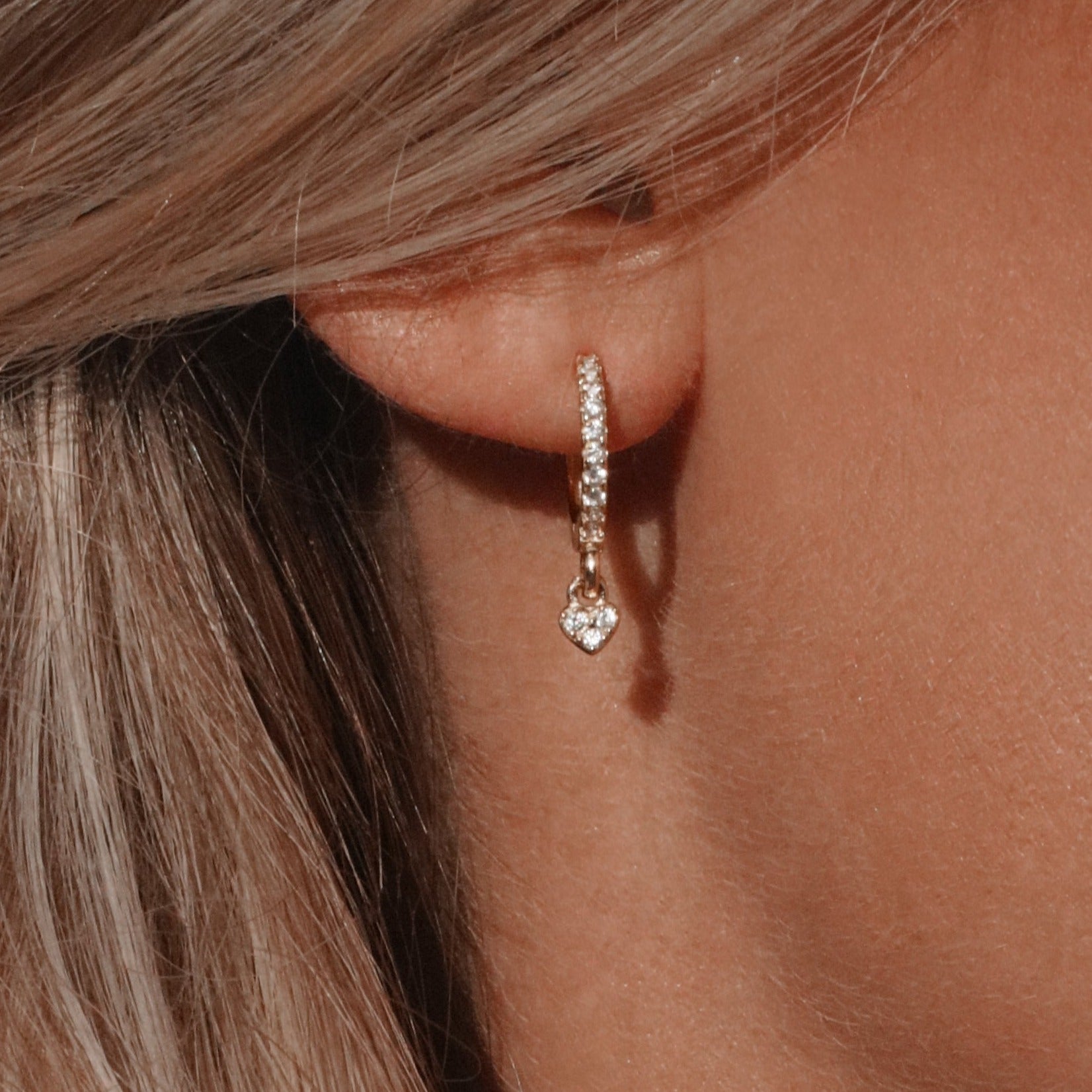 MINI HEART SPARKLING HOOPS - GOLD