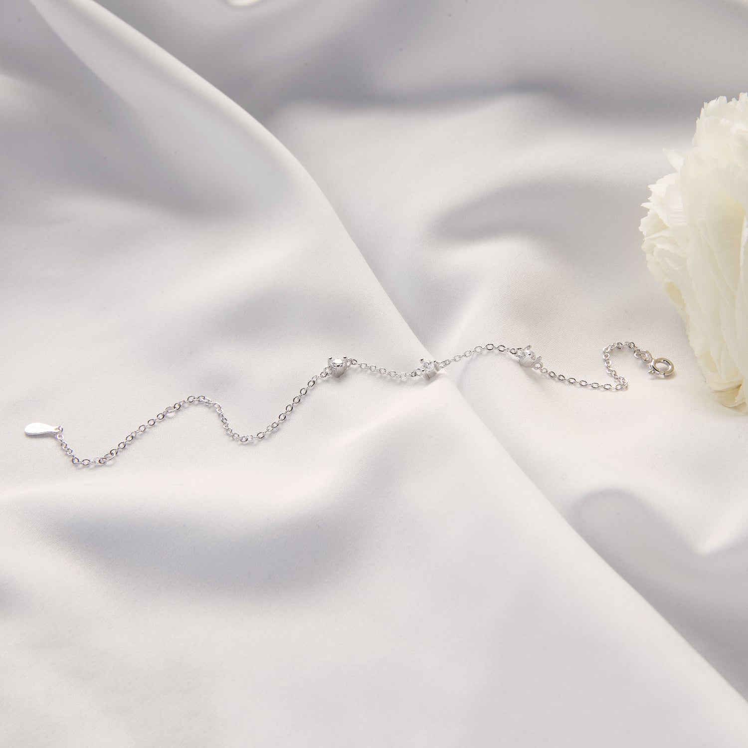 GODDESS BRACELET - SILVER