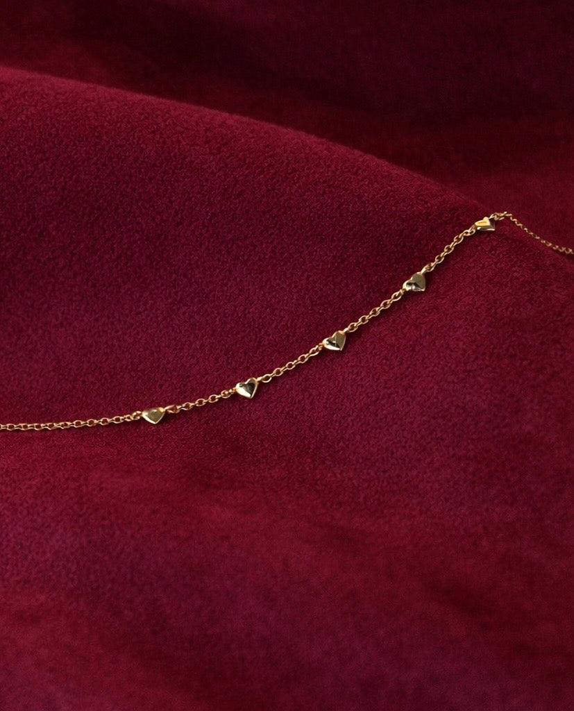 MINI HEART LINE ARMBAND