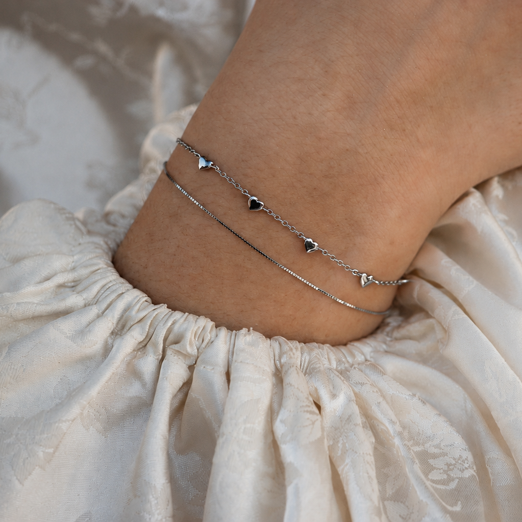 MINI HEART LINE BRACELET