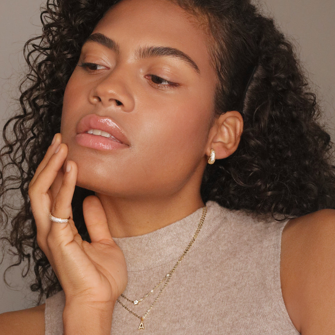 CLEO HOOPS