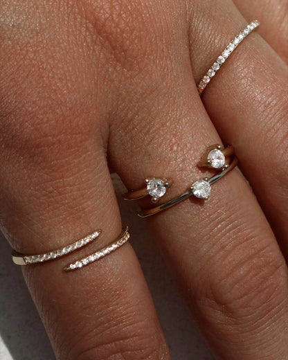 GODDESS SOLITAIRE RING - GOLD