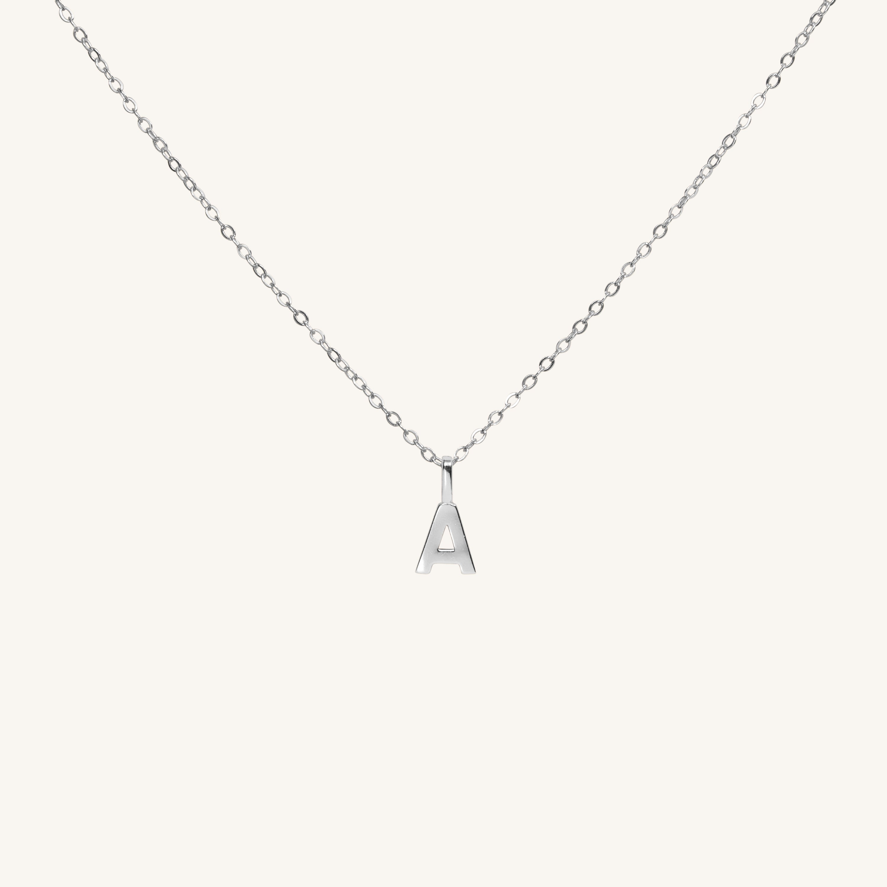 LOVE INITIAL PLAIN HALSBAND