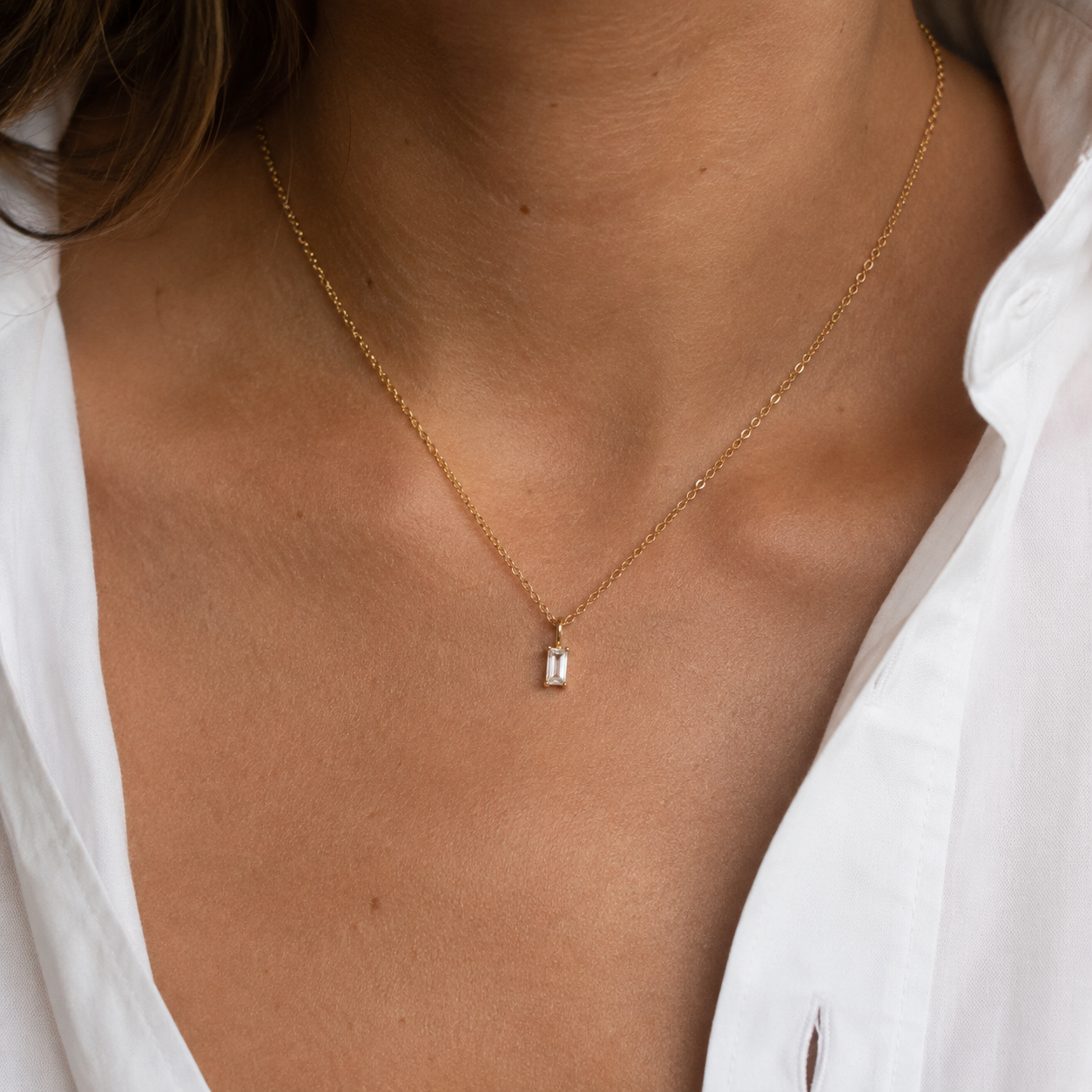 LUCENT CRYSTAL HALSBAND