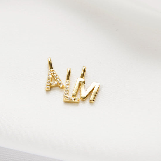 LOVE INITIAL BERLOCK -SILVER