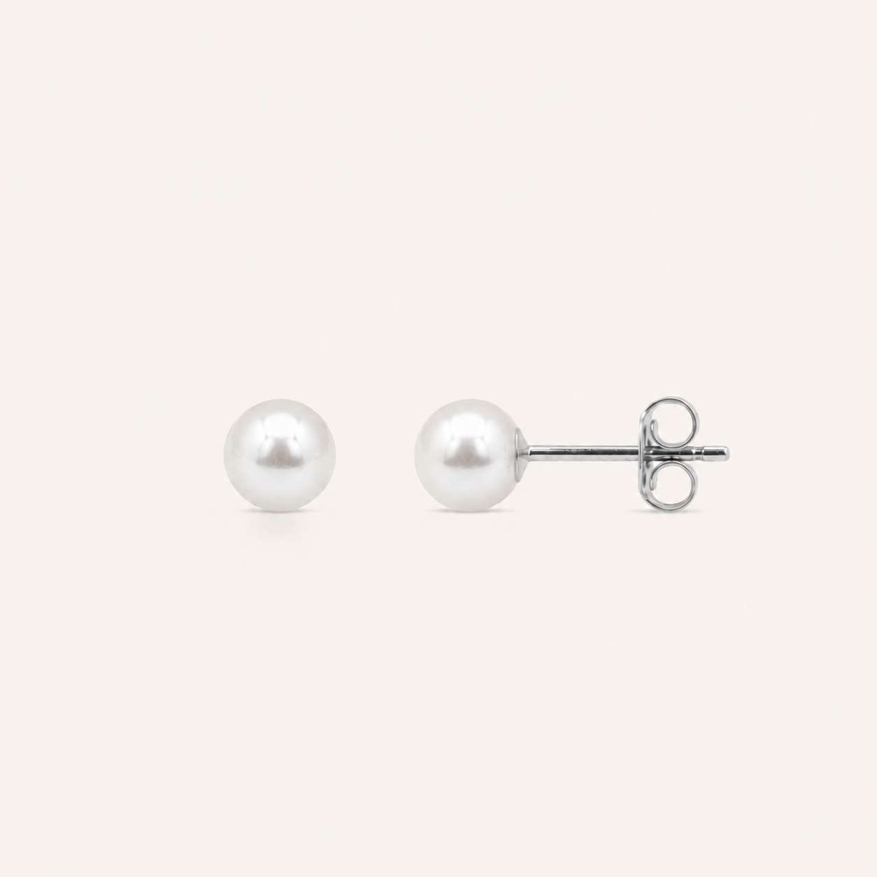 THE PEARL STUDS