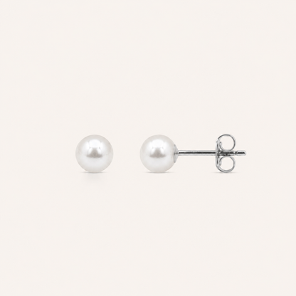 THE PEARL STUDS