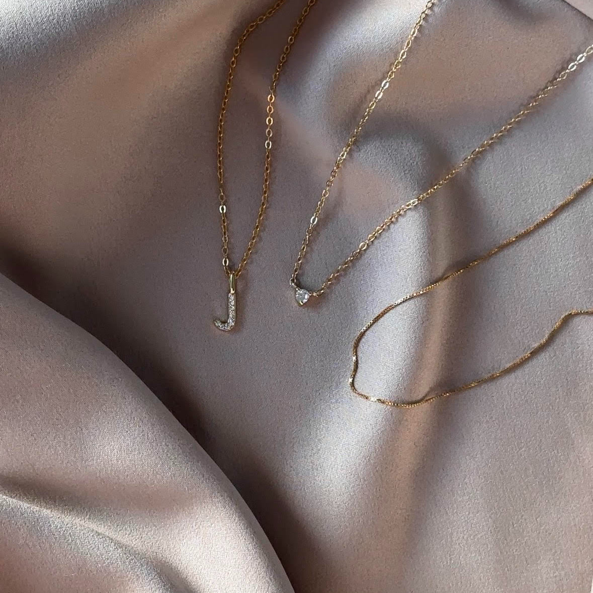 GODDESS SOLITAIRE NECKLACE - SILVER