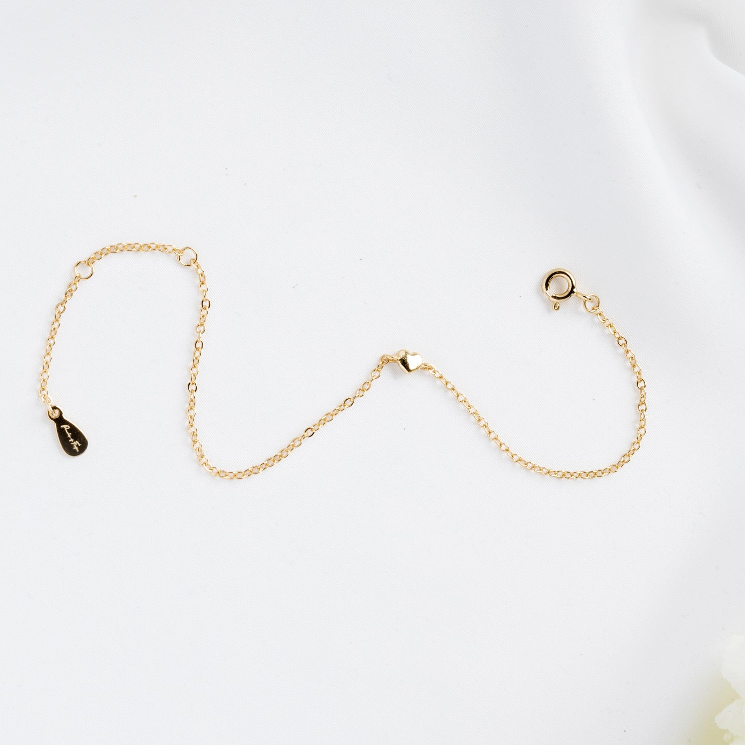 MINI HEART BRACELET - GOLD
